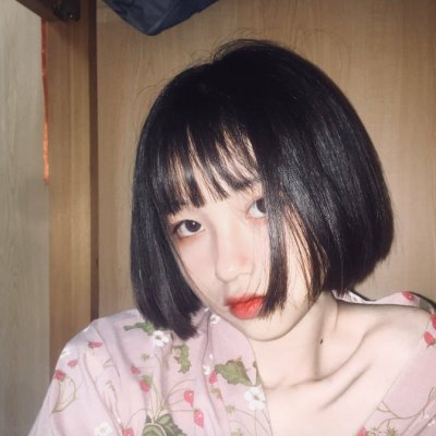 短发女孩微信头像图片