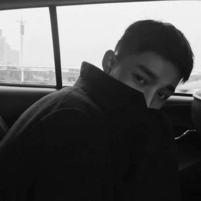 成熟青春气质高冷男神头像图片