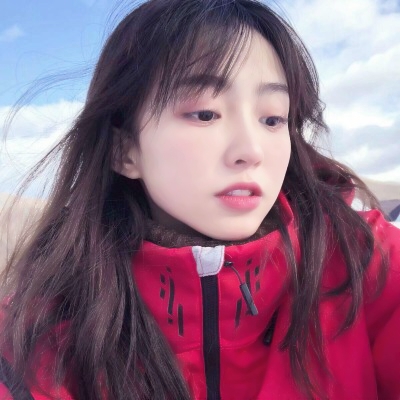 冬天唯美阳光女生头像图片