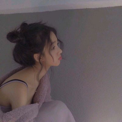 超露头像