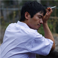 成熟沧桑有故事的男生头像图片