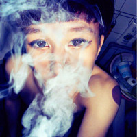 伤感颓废头像男生抽烟喝酒图片