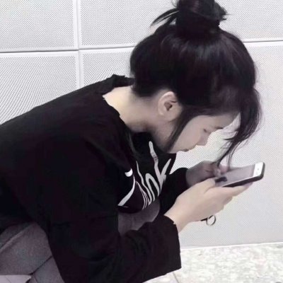 超好看分开的闺蜜头像真人一人一张图片