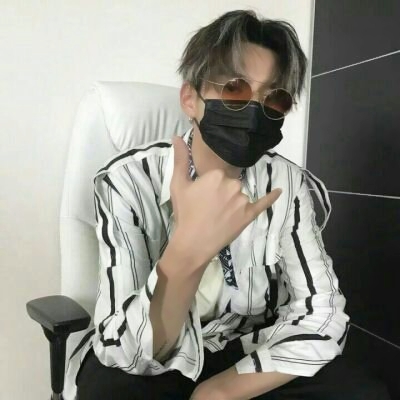 超好看图片头像帅气小哥哥
