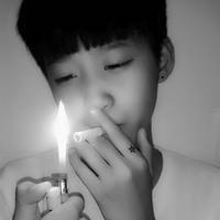 伤感颓废头像男生抽烟喝酒图片