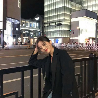女头优质ins高清真人图片