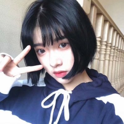 短发女孩微信头像图片