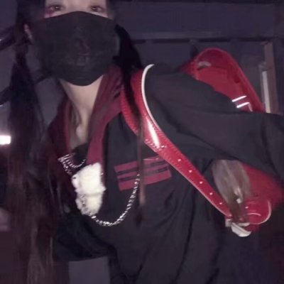 超好看分开的闺蜜头像真人一人一张图片