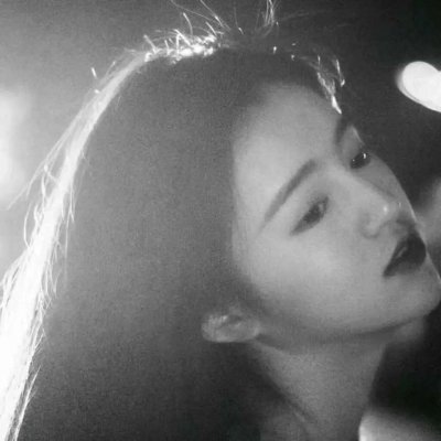 伤感女头高冷ins高清图片