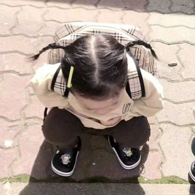 露脸头像女可爱小孩