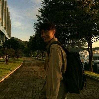 微信头像男生唯美意境成熟图片
