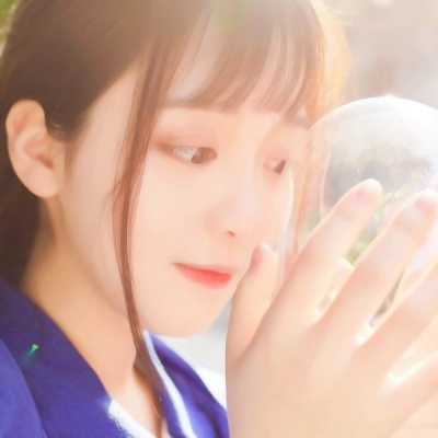 美女头像清新自然漂亮高清图片