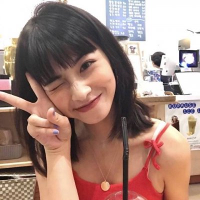 短发女孩微信头像图片