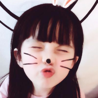 超可爱女宝宝头像嘟嘴图片