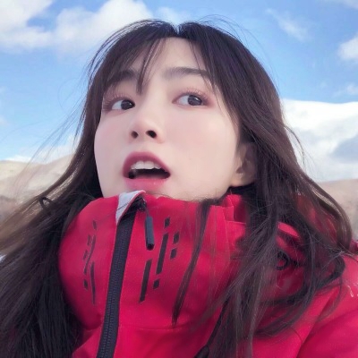 冬天唯美阳光女生头像图片