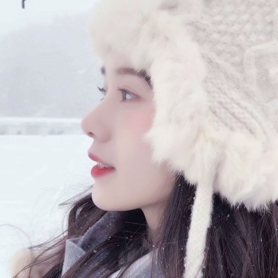 冬天唯美阳光女生头像图片
