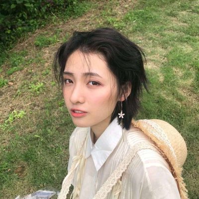 短发女孩微信头像图片