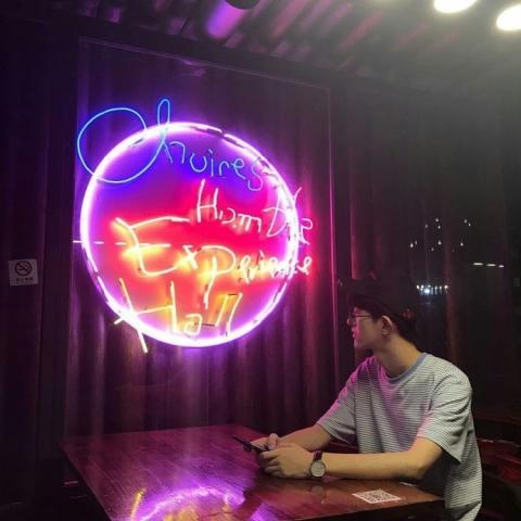 时尚青春有活力的男生微信头像图片