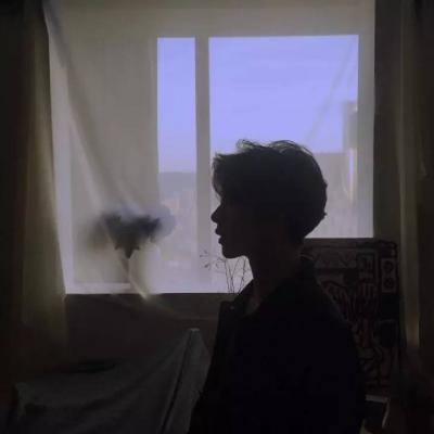 真实不像网图的男生头像