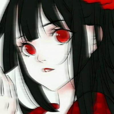 有点模糊的精致女头像图片