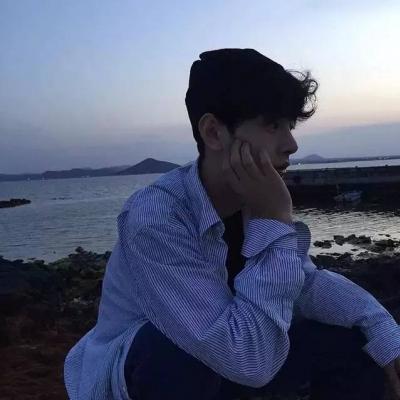真实不像网图的男生头像
