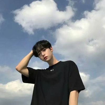 微信头像男生唯美意境成熟图片