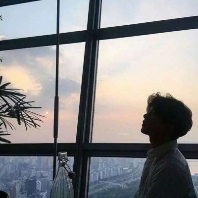 微信头像男生唯美意境成熟图片