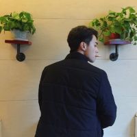 男的头像帅气的背影图片