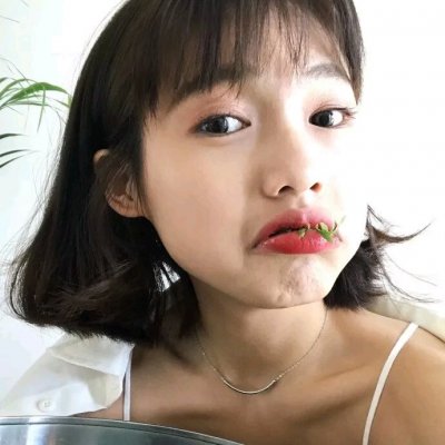 短发女孩微信头像图片
