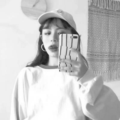 qq黑色头像图片女