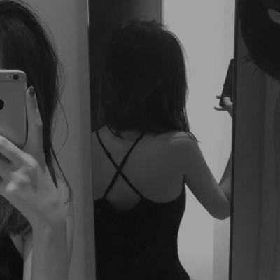 qq黑色头像图片女
