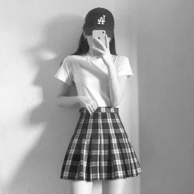qq黑色头像图片女