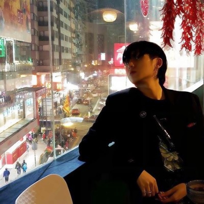 2025最新个性男头像图片