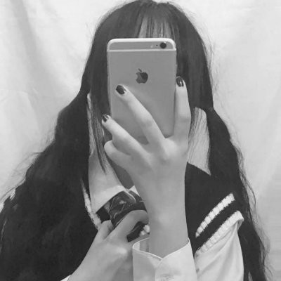 qq黑色头像图片女