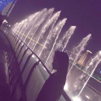 2025最潮情侣头像两张一左一右