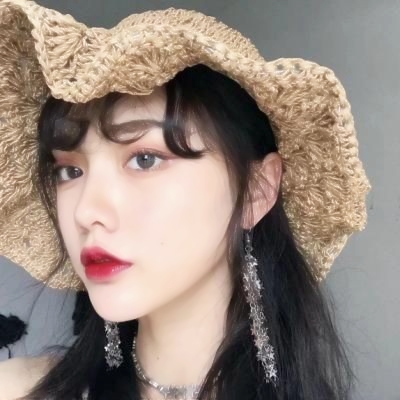 qq头像女生2025最潮流图片