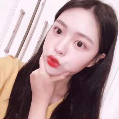 qq头像女生2025最潮流图片
