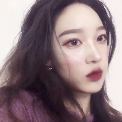 qq头像女生2025最潮流图片