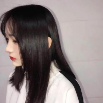 qq头像女生2025最潮流图片