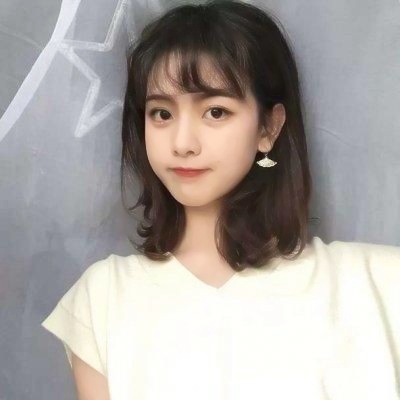 qq头像女生2025最潮流图片