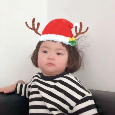微信最近很火的圣诞帽头像