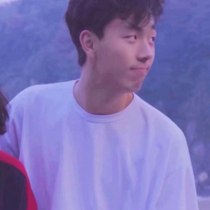独一无二超甜的情侣头像一人一半