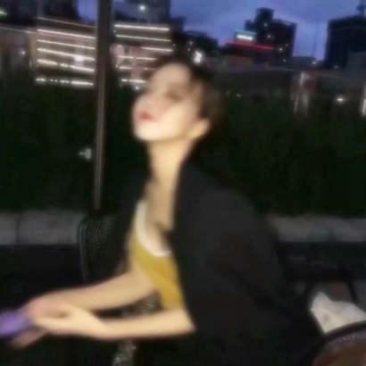 独一无二超甜的情侣头像一人一半