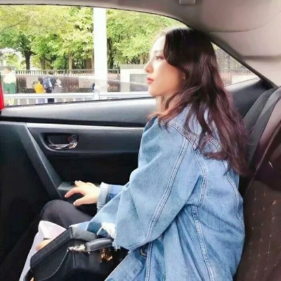 2025闺蜜头像高清单人图片