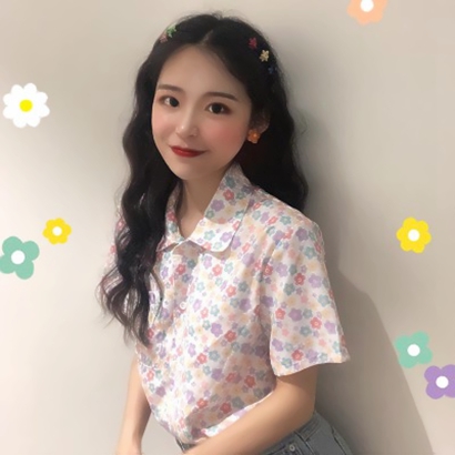 2025女生qq头像潮流版图片
