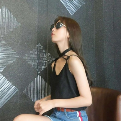 2025女生qq头像潮流版图片