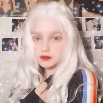 2025最火欧美头像女生图片