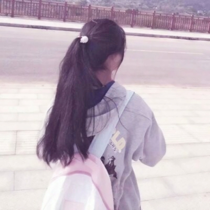 2025女生最流行的头像图片