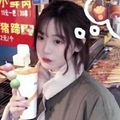 2025女生最流行的头像图片