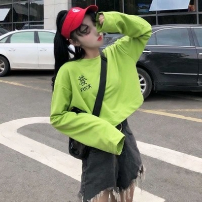 高清绿色头像女生图片